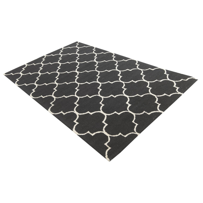 Tapis noir Myrick