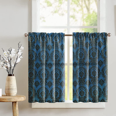 Adonys Damask Tailored Cafe Curtain