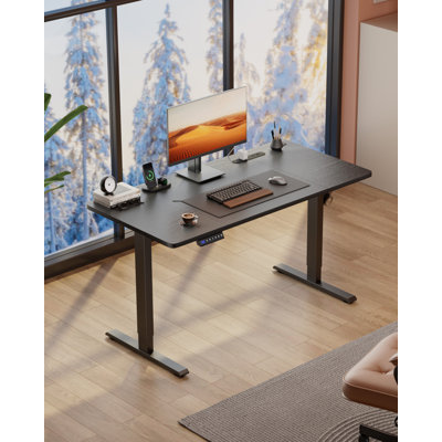 Bureau debout électrique à hauteur ajustable avec prises de courant intégrées et ports USB, bureau personnel assis-debout avec panneau de contrôle de la mémoire et crochet pour casque d'écoute, noir