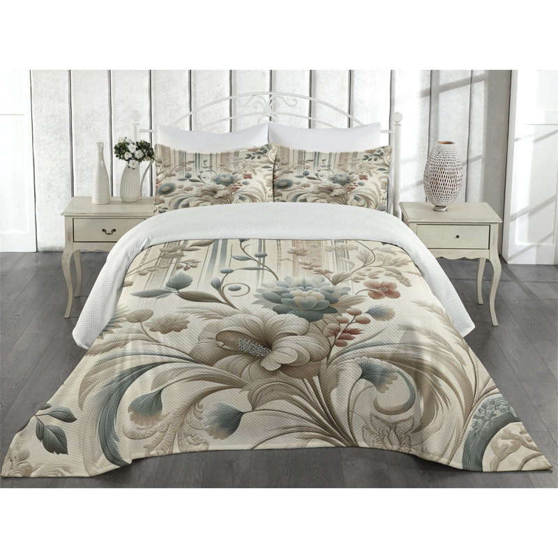 Polyester Floral Coverlet, Queen Coverlet + 2 Standard Shams