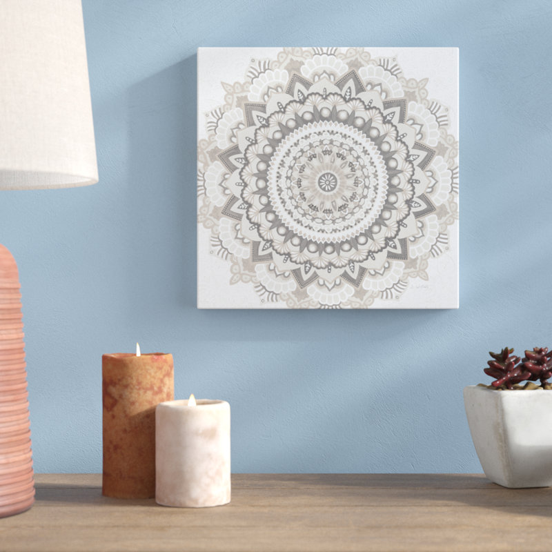 «Mandala Dream Neutral Crop» par James Wiens, impression sur toile non encadrée, H 12 po x l 12 po