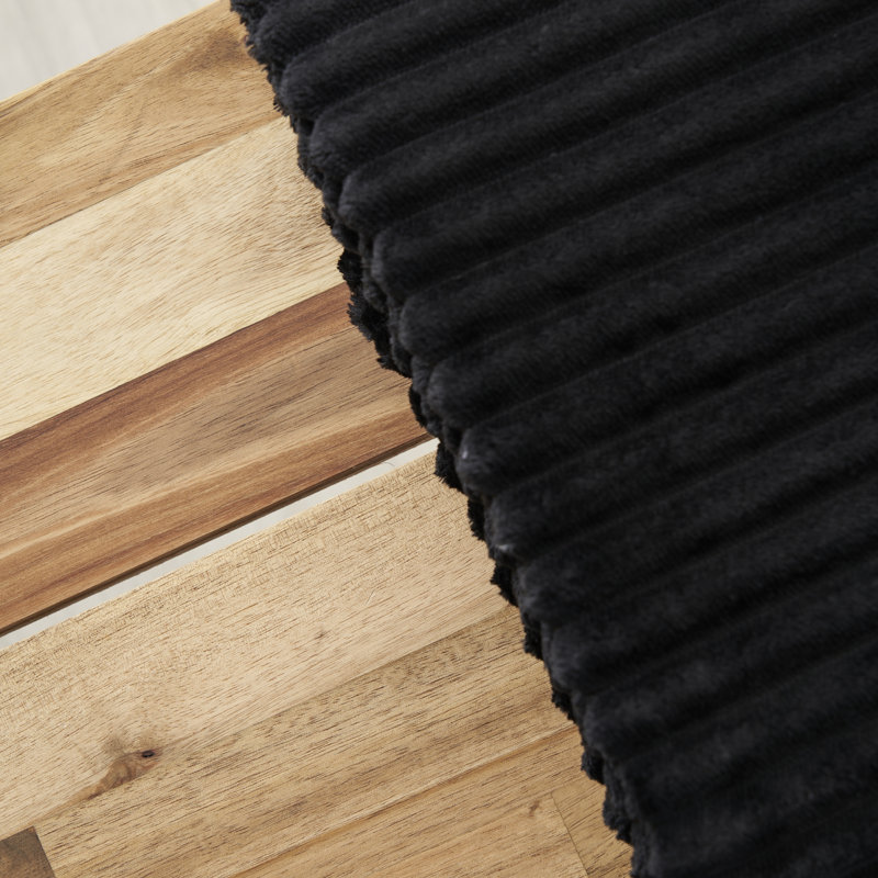 Liscomb Throw, Black
