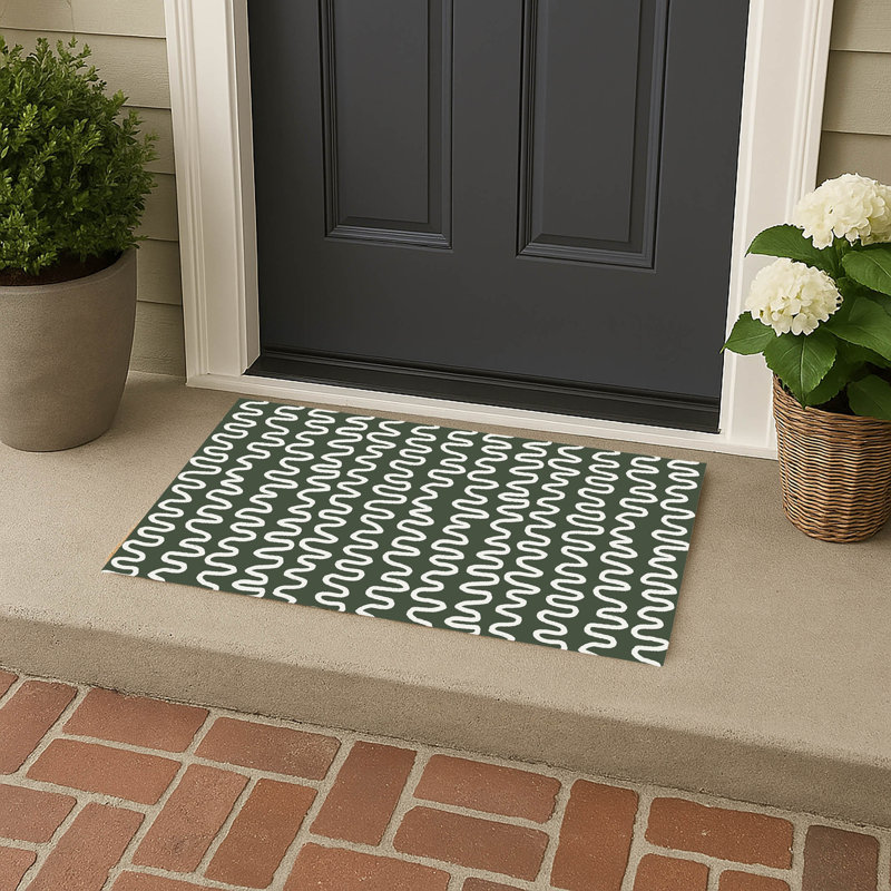 Wiggle Stripe Outdoor Doormat, 17" W x 24" L, Chimichurri/Green