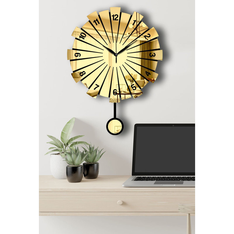 Horloge murale élégante Elegant, finition dorée, 15,4 po x 19,7 po | Fabrication durable en panneau de fibres à densité moyenne et en acrylique, épaisseur: 0,1 pouce | Design moderne pour le salon, le bureau ou la cuisine - Horloge élégante et décoration intérieure