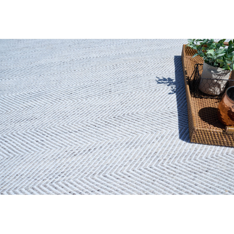 Bintan Chevron Area Rug, Runner 3' x 8'