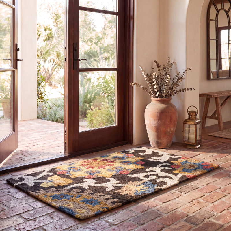 Emrick Hand Tufted Wool Floral Rug, Rectangle 2' x 3'