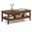 Table basse de style campagnard à deux niveaux de 119 cm (47 po) avec plateau épais, noyer