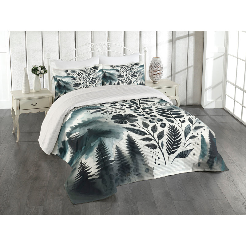 Polyester Floral Coverlet, Queen Coverlet + 2 Standard Shams