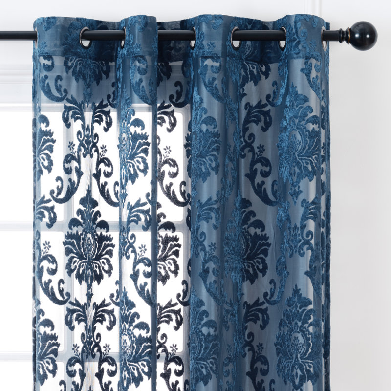 Ensemble de rideaux semi-transparents avec œillets Branca, L 52 po x L 96 po, Bleu