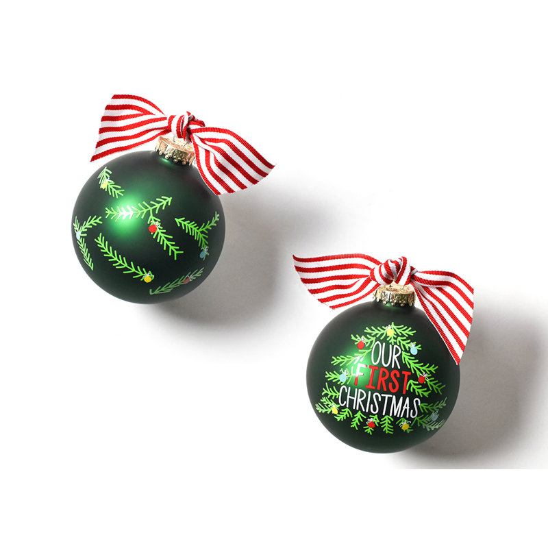 Ornement boule en verre pour le premier noël
