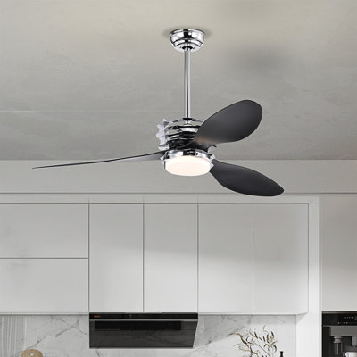 Ventilateur de plafond 52 po avec pales en ABS avec lumières et télécommande