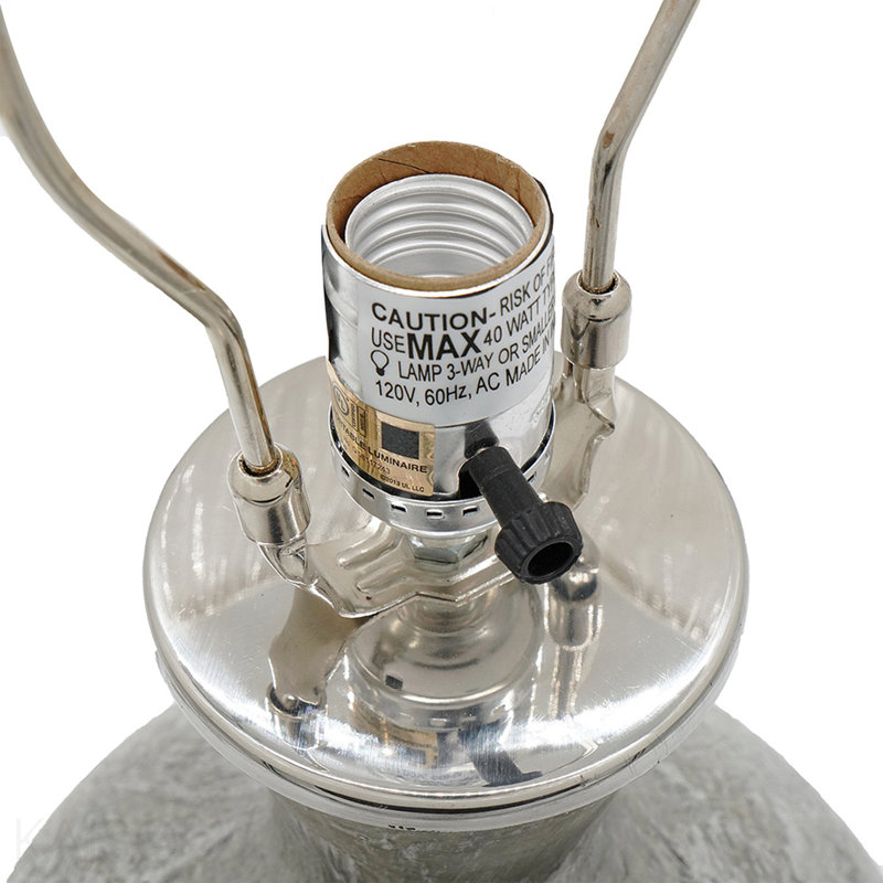 D15x23 "Lampe de table en forme de bouteille