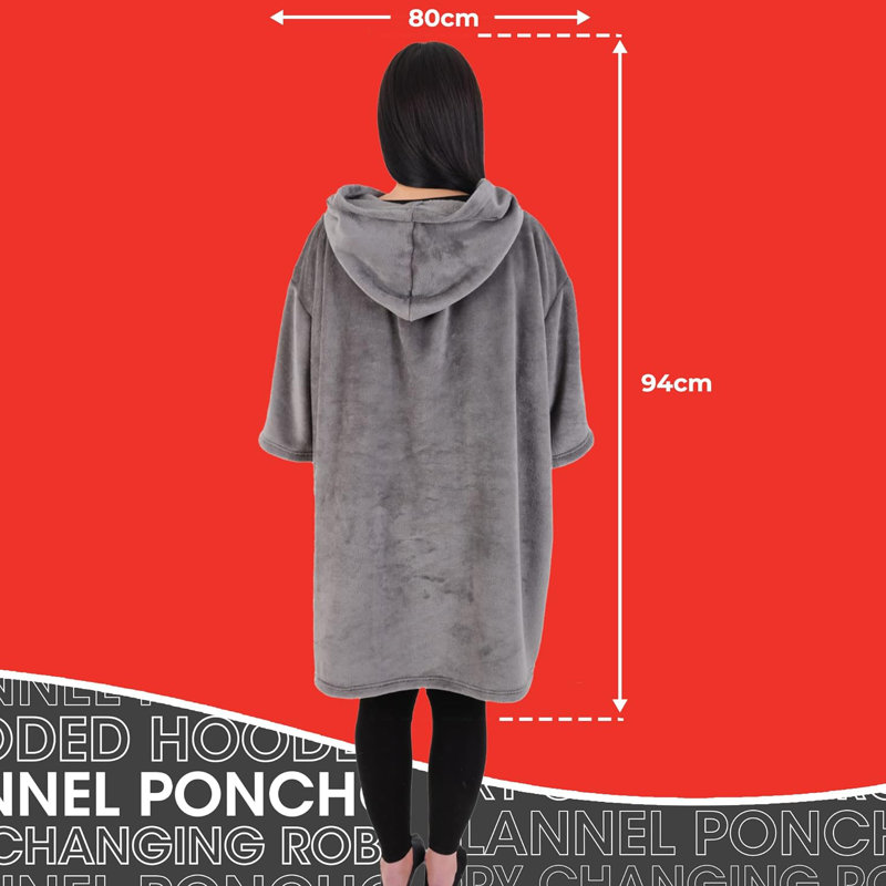 Conradina Fleece Bathrobe with Pockets and Hood