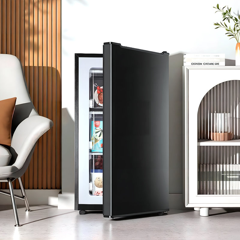 Congélateur vertical de 3,2 pieds cubes avec commandes de température réglables (-0,4 ° F à 32 ° F), Noir