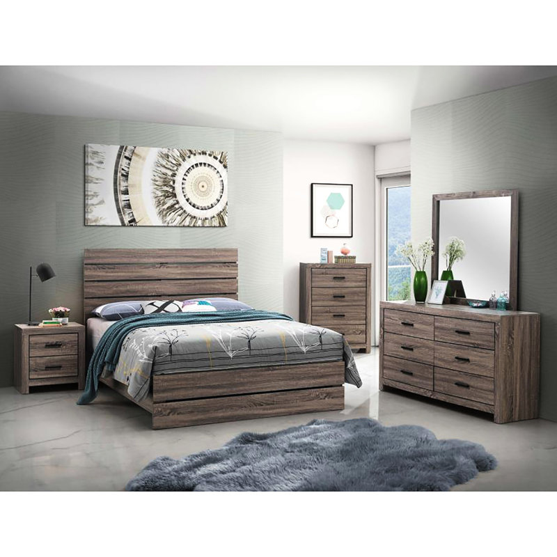 Grand lit brun en bois avec panneau - Améliore l'esthétique de la chambre à coucher, Brun
