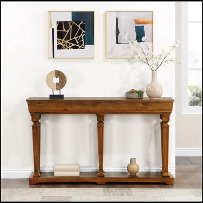 Console en chêne avec tablette inférieure pour un rangement et une présentation améliorés, parfaite pour un décor moderne et traditionnel.