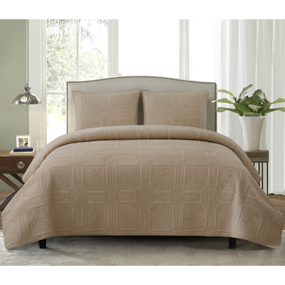 Courtyard Taupe Full/Queen 3-Piece Quilt Bedding Set