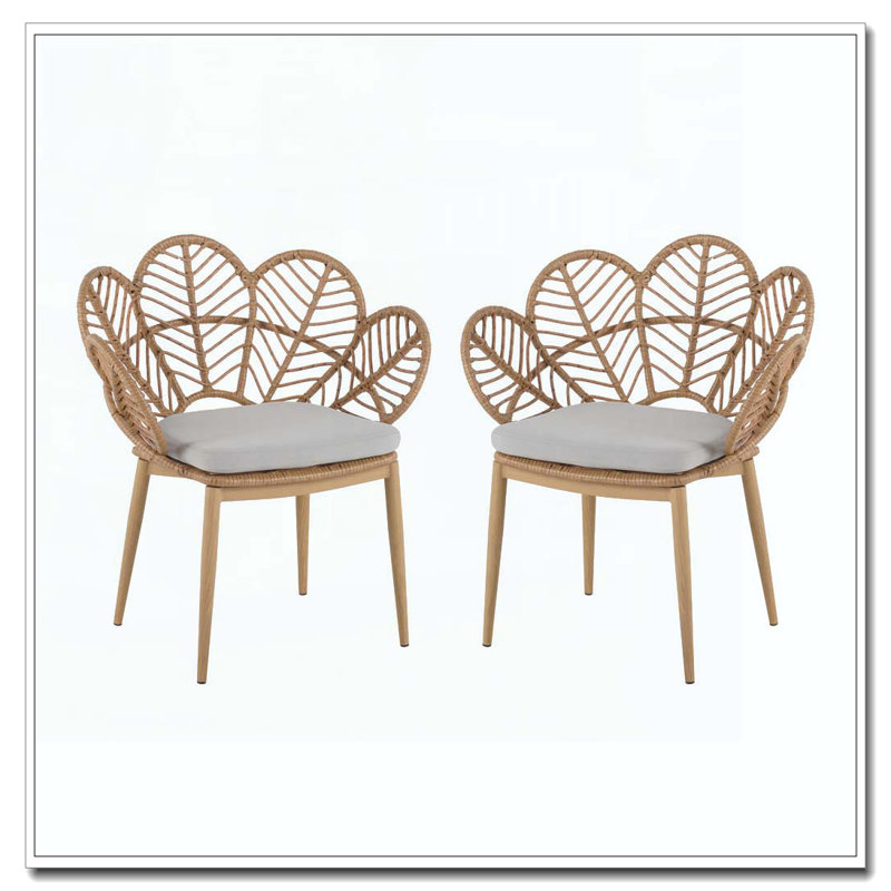 Chaise longue d'extérieur en osier paon de style papasan