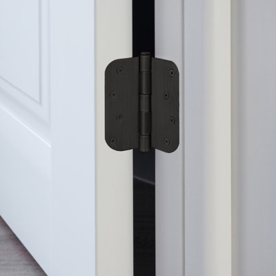 Charnières de porte pour portes intérieures Design House 188458, paquet de 12 charnières de porte arrondies en acier de 5/8 po - nickel satiné - convient aux portes standard