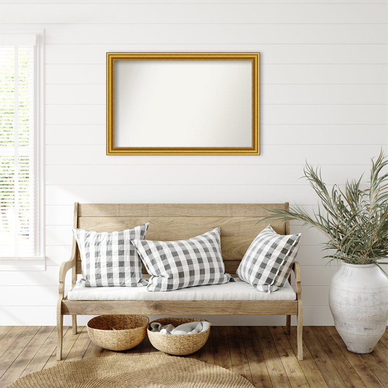 Townhouse Gold Non-Beveled Bathroom Wall Mirror, 26,75 po x 39,75 po
