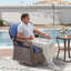 Ensemble de 5 pièces en rotin d'extérieur de qualité supérieure, 2 chaises coulissantes pivotantes avec dossiers en forme de T, 2 repose-pieds multifonctionnels et une table d'appoint en verre renforcé pour le patio, le jardin, la piscine et la cour-123039737
