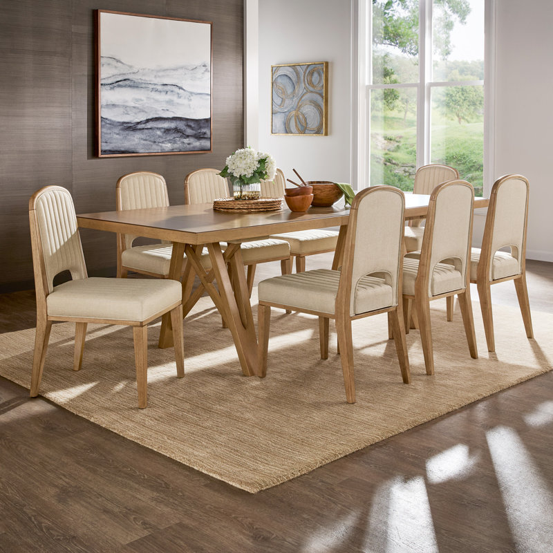 Ensemble de salle à manger extensible à finition en bois de 72 à 90 po Brogdon avec table et chaises en tissu crème, Brun