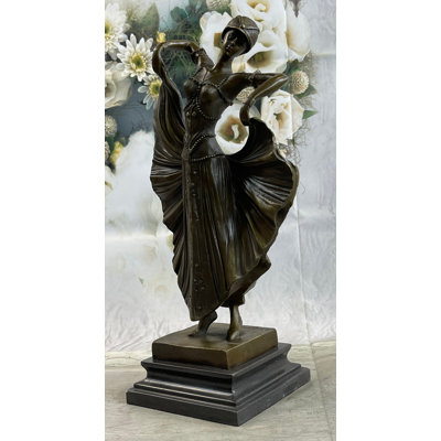 Statue de danseur français Pevensie Chiparus
