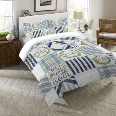 Lakeside Retreat Machine Woven Patchwork Comforter