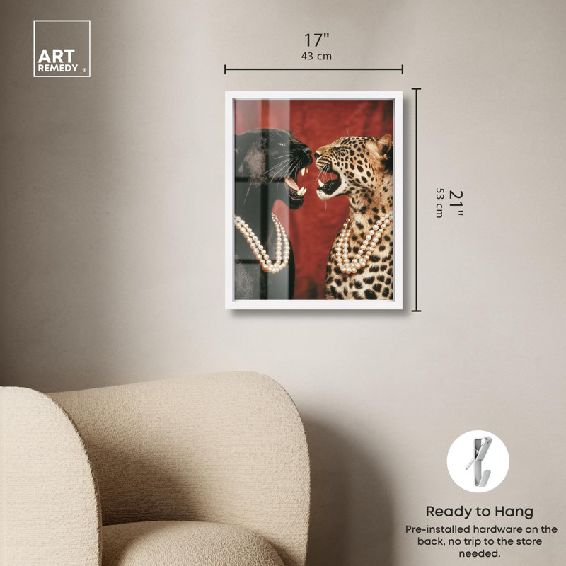 «Two Queens Shadowbox Print» par Art Remedy, H 21 po x l 17 po, Blanc