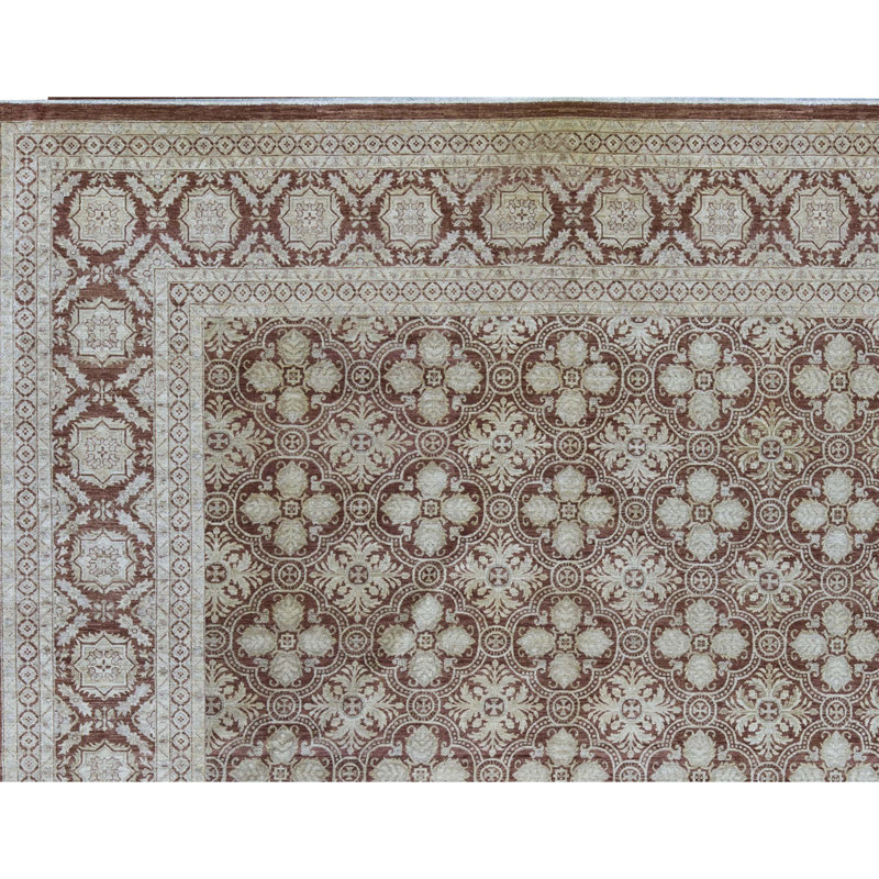 Signature Hand Woven Wool Oriental Area Rug
