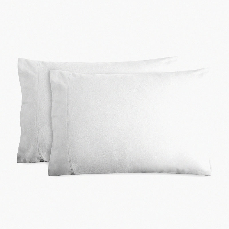 VelvetCozy Flannel Pillowcase Set - Double Brushed 100% Cotton, Soft & Heavyweight Pillowcases (Set of 2, White) - Luxurious Bedding for a Cozy Night's Sleep
