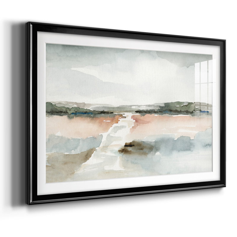 «Shell Montage III», encadré, avec cadre biseauté et verre, H 15 po x l 21 po x P 1,5 po, Noir