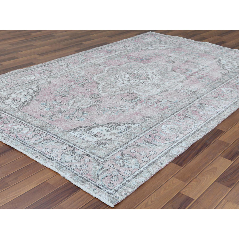 Tapis rouge / gris en laine noué à la main de conception unique 6 pi 4 po x 9 pi 6 po Jahmai 1960