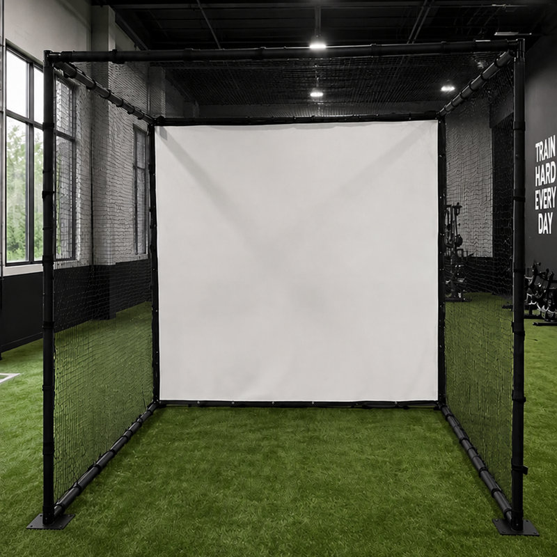 Cage d'entraînement de golf YUNIC avec écran d'impact de simulateur, cadre métallique robuste et tapis de frappe, pour l'entraînement au golf à l'intérieur ou dans un garage.