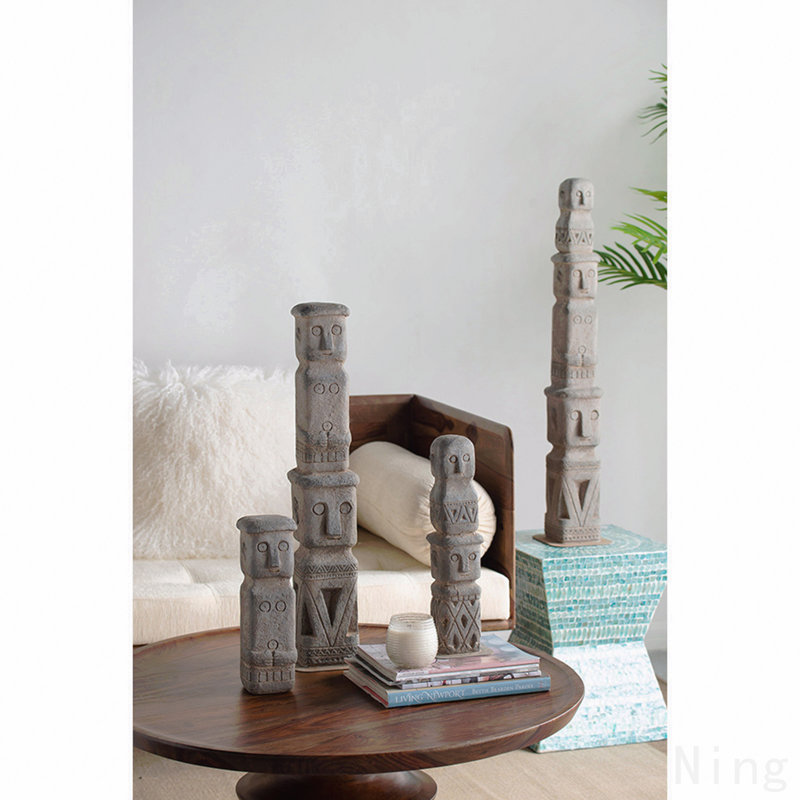 Décoration de tribu ancienne 4,1 x 3,9 x 12,6 po