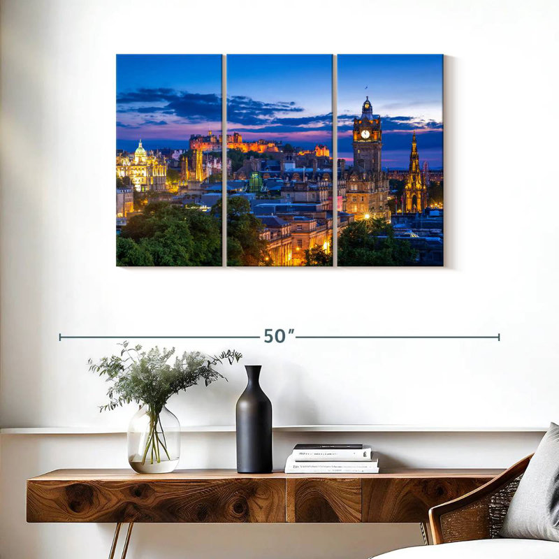 Nicci Edinburgh la nuit, H 24 po x l 38 po