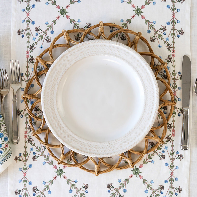 Le Panier Dinner Plate, Whitewash