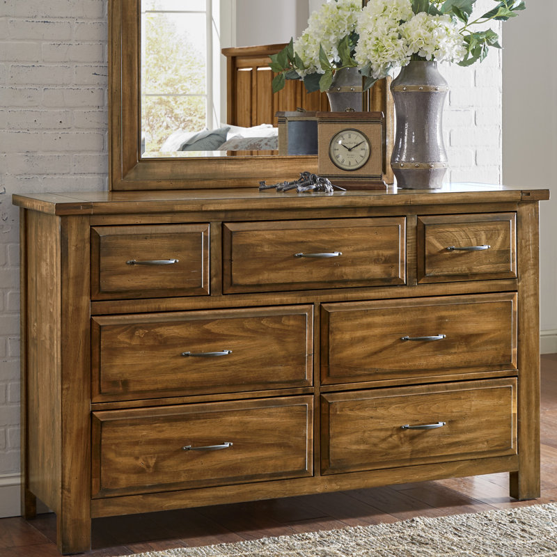Commode en bois massif à 7 tiroirs Nixa, Antique Amish