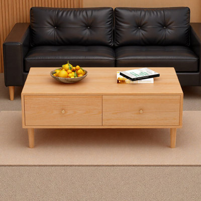 Table basse moderne de style minimaliste en bois