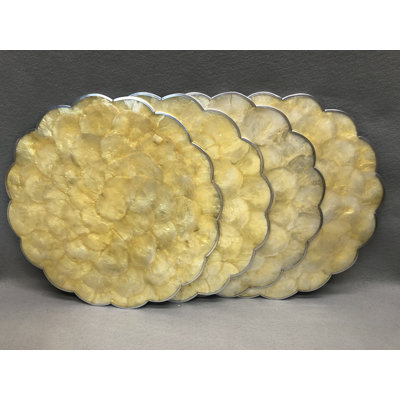 Ensemble de napperons 4 pièces Scallop Capiz
