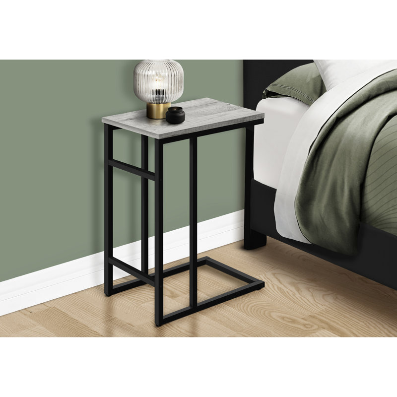 Table d'appoint chic pour chambre à coucher - Couleurs grises et noires modernes dans l'ameublement de salle familiale gris / noir