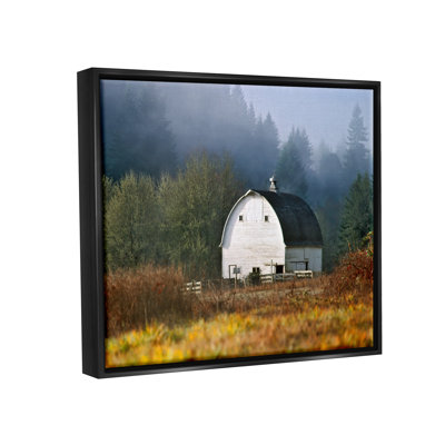 «White Barn Woodland Clearing» par Dennis Frates, photographie