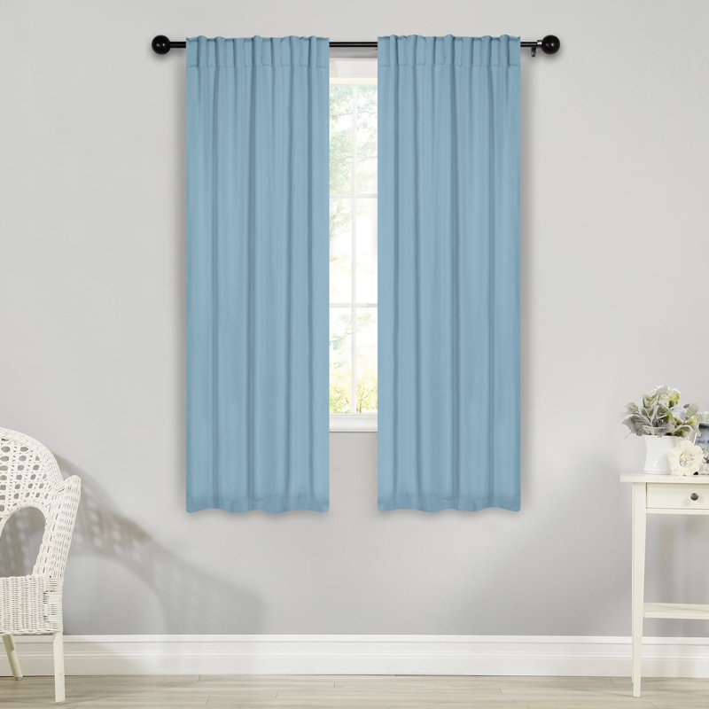 Rideaux obscurcissant et passe-tringle Levatt Classic, Bleu clair, L 26 po x L 63 po