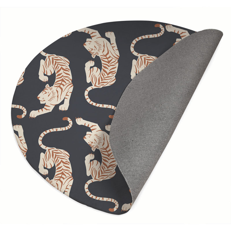 Hey Tiger Outdoor Rug, Round 5'