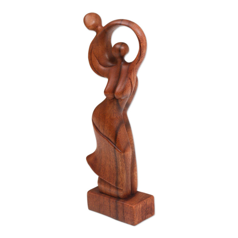 Dacey Figurines & Sculptures