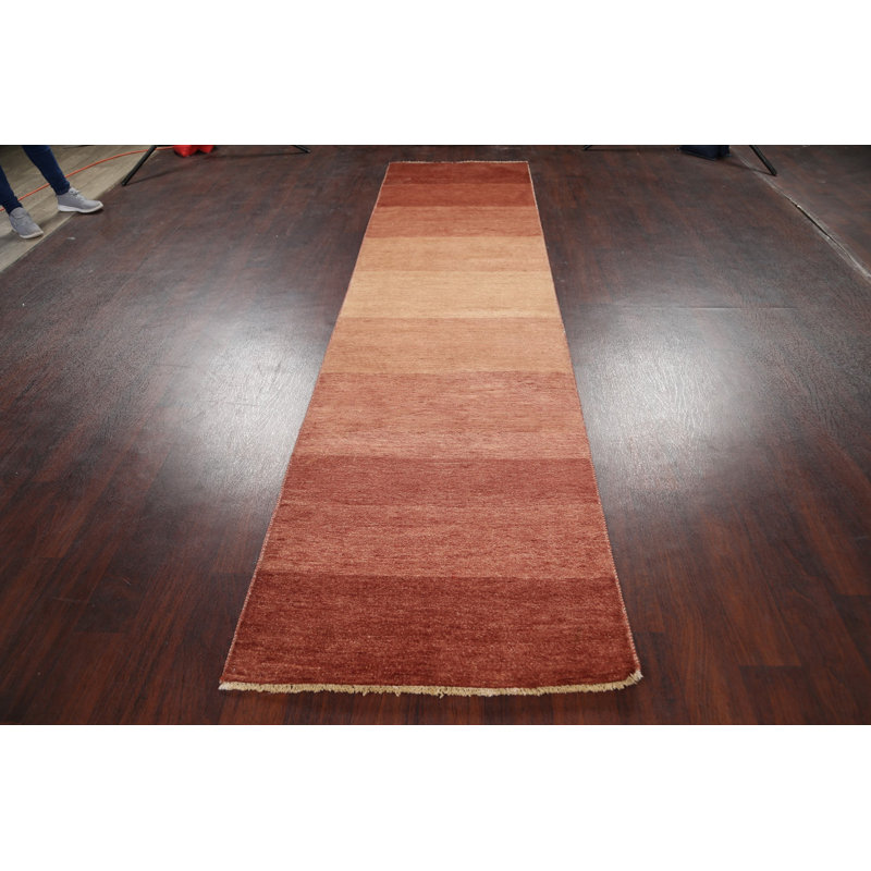 Tapis de couloir beige en laine noué à la main de conception unique 2 pi 6 po x 10 pi 7 po New Age