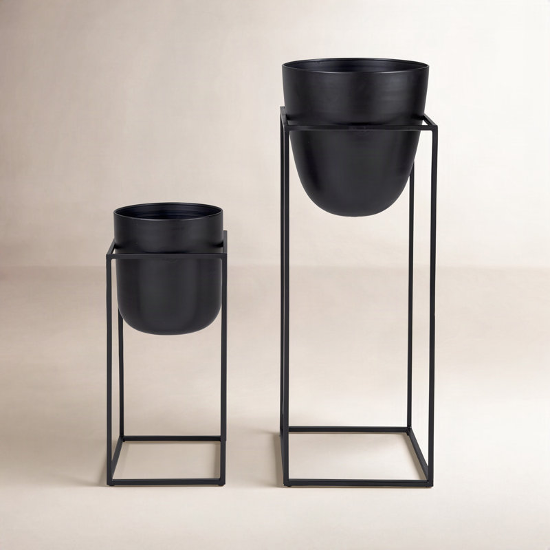 Cimaron Round Nesting Plant Stand