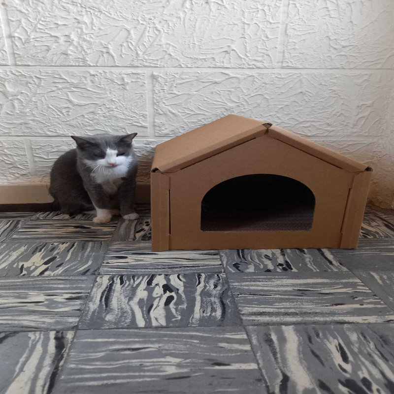 Maison de chat confortable avec des patins à griffer, maison de chat en carton ondulé - de taille moyenne, robuste et écologique, refuge de chat parfait pour les chats d'intérieur.