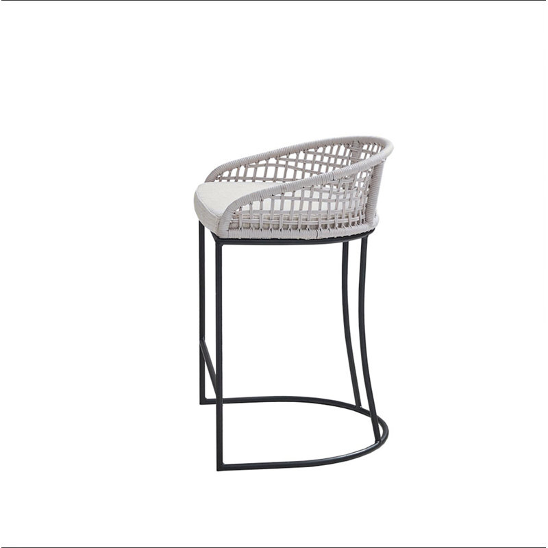 Tabouret de comptoir tissé 25 po