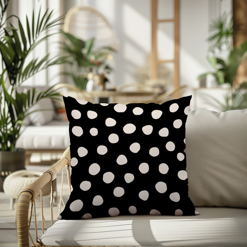 Oreiller carré réversible intérieur / extérieur Tobe Minimalist, H 15 po x l 15 po, Noir/Blanc cassé